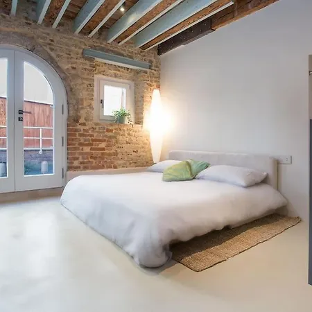 Ivy, Canal View البندقية