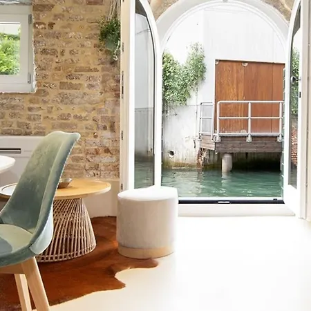 شقة Ivy, Canal View *