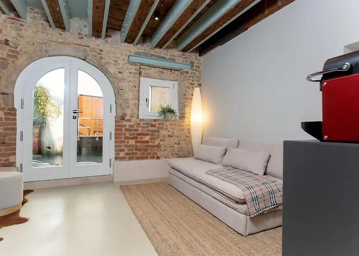 Ivy, Canal View Апартаменты