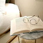 Ivy, Canal View * Venice
