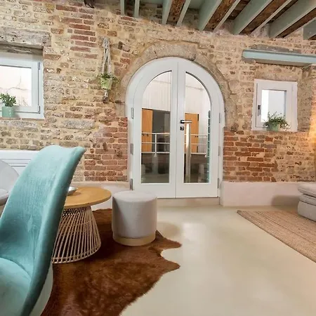 Appartement Ivy, Canal View *